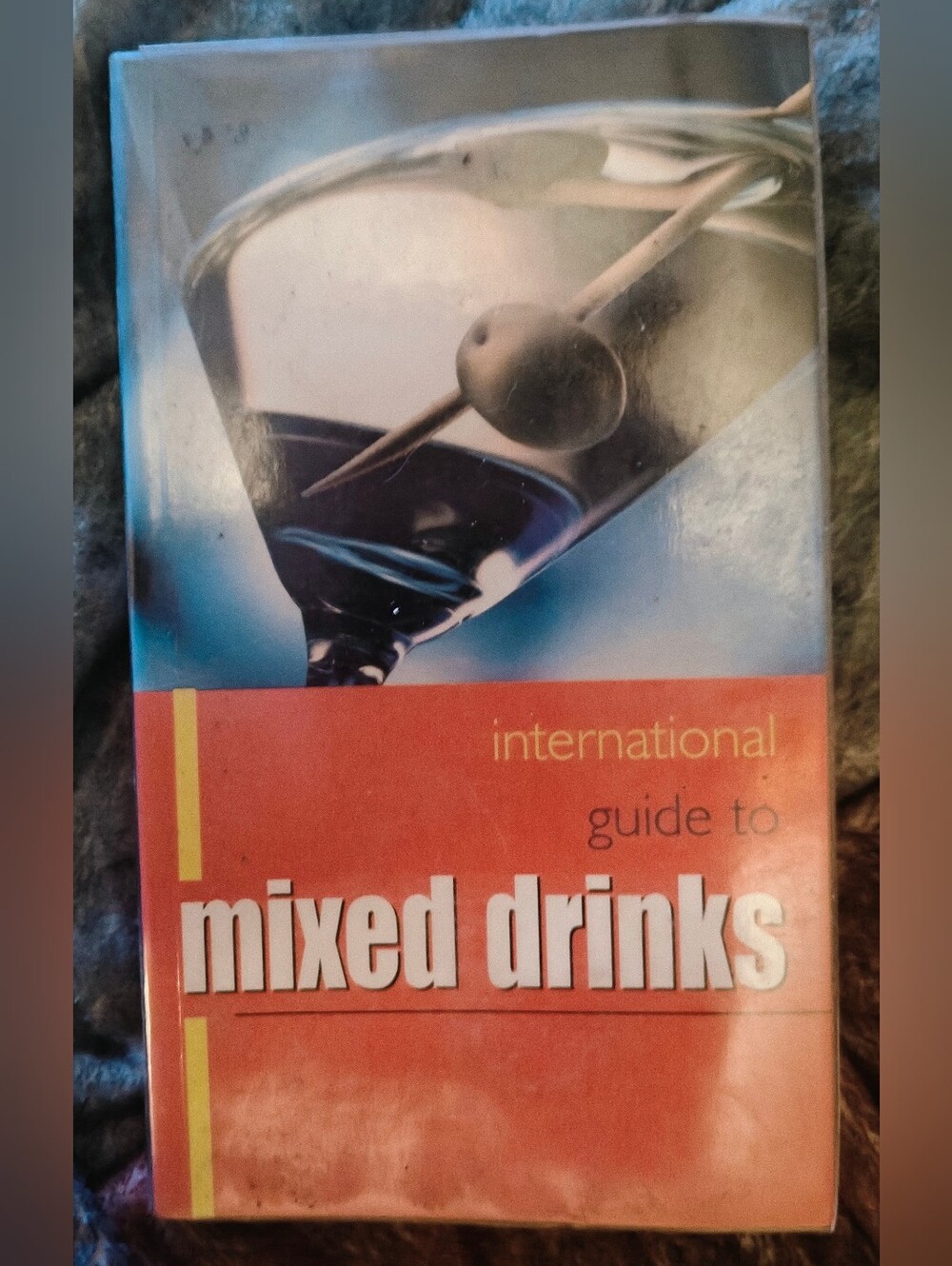 International Guide to Mixed Drinks – Special Borders Edition – 2000 – Like New